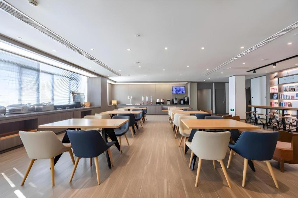Hanting Hotel Shanghai Caohejing Yishan Road Bagian luar foto