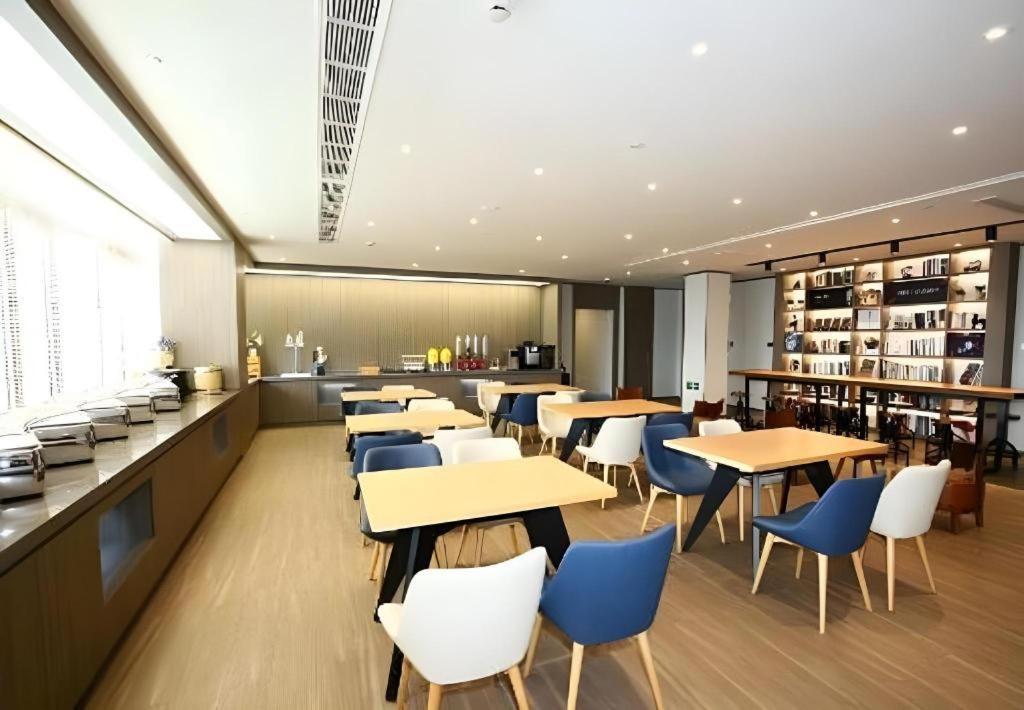 Hanting Hotel Shanghai Caohejing Yishan Road Bagian luar foto