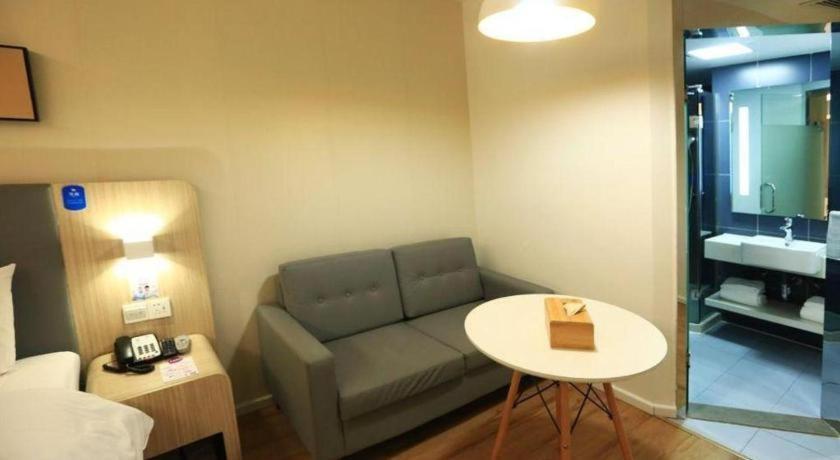 Hanting Hotel Shanghai Caohejing Yishan Road Bagian luar foto