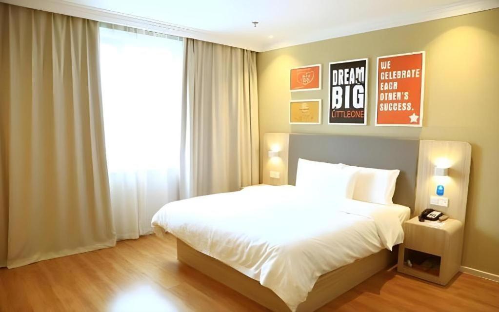 Hanting Hotel Shanghai Caohejing Yishan Road Bagian luar foto