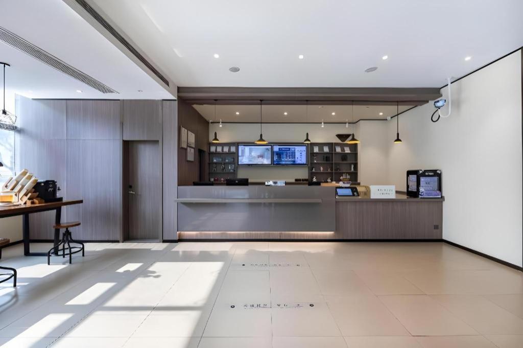 Hanting Hotel Shanghai Caohejing Yishan Road Bagian luar foto